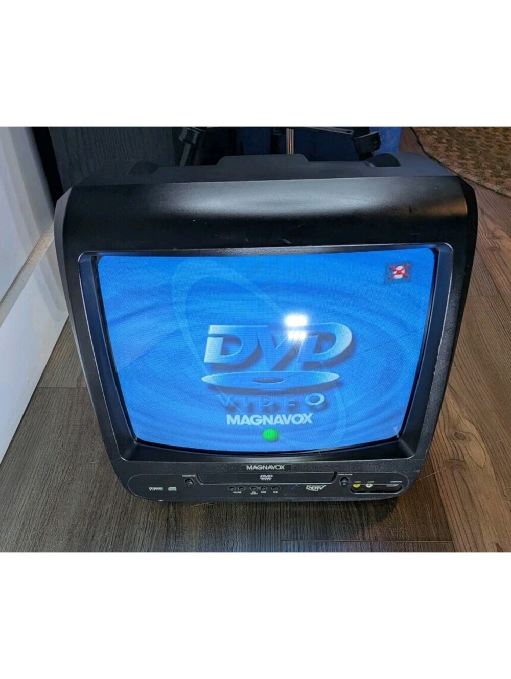 Magnavox (CD130MW9) 13" CRT DVD/TV/Gaming Combo Works Black Retro